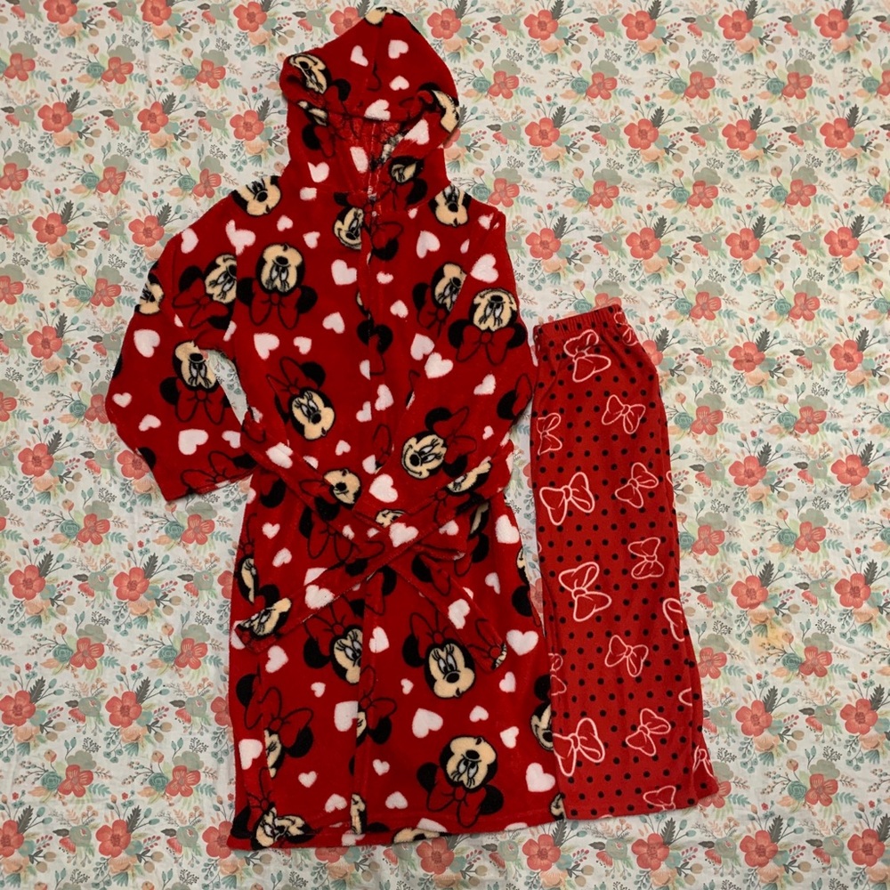 Fleece Minnie Robe♣️